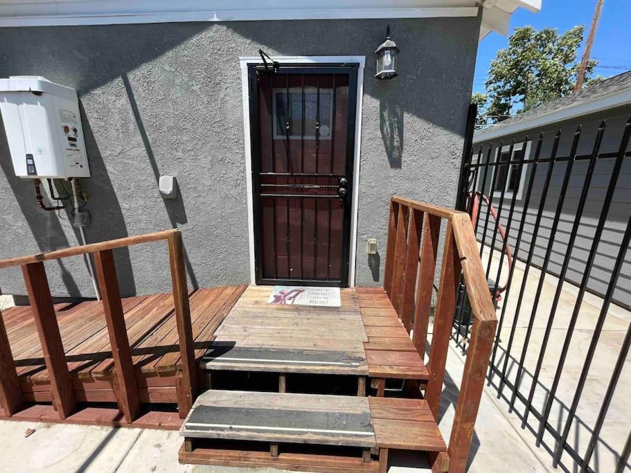 Charming Casita All Too Yourself Near Midtown Apartment ซาคราเมนโต ภายนอก รูปภาพ